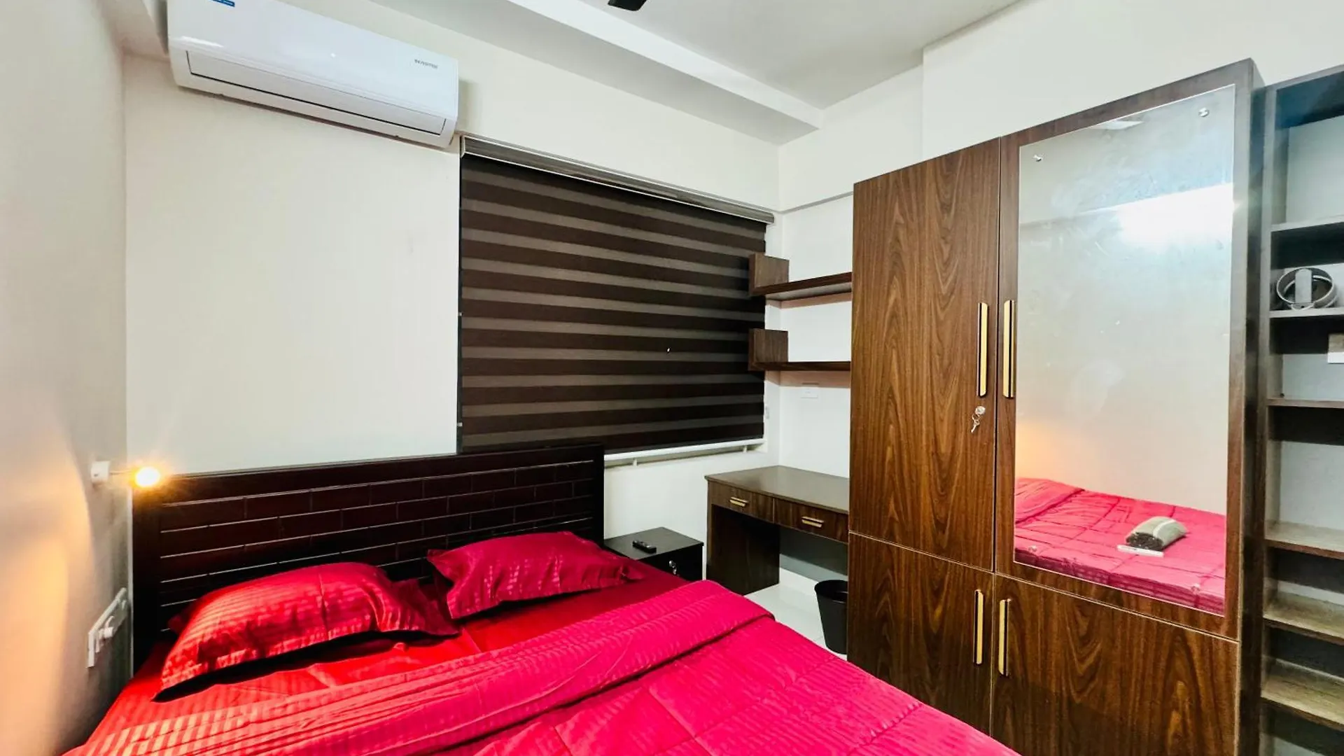 טריואנדרום Al-Kabeer Param Ratna Tvm City